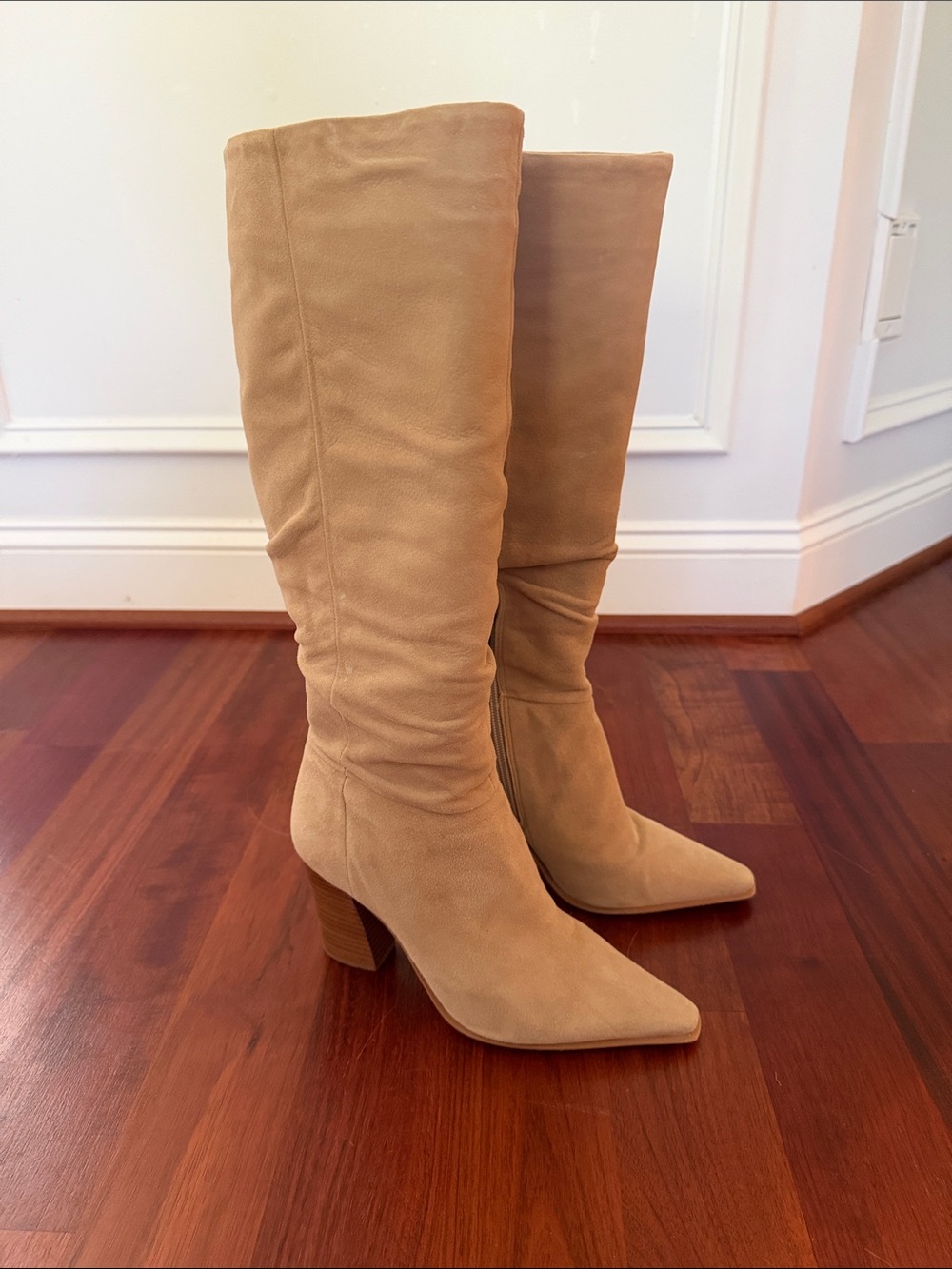 Vince Camuto tan side boots. Derika - like new size 7